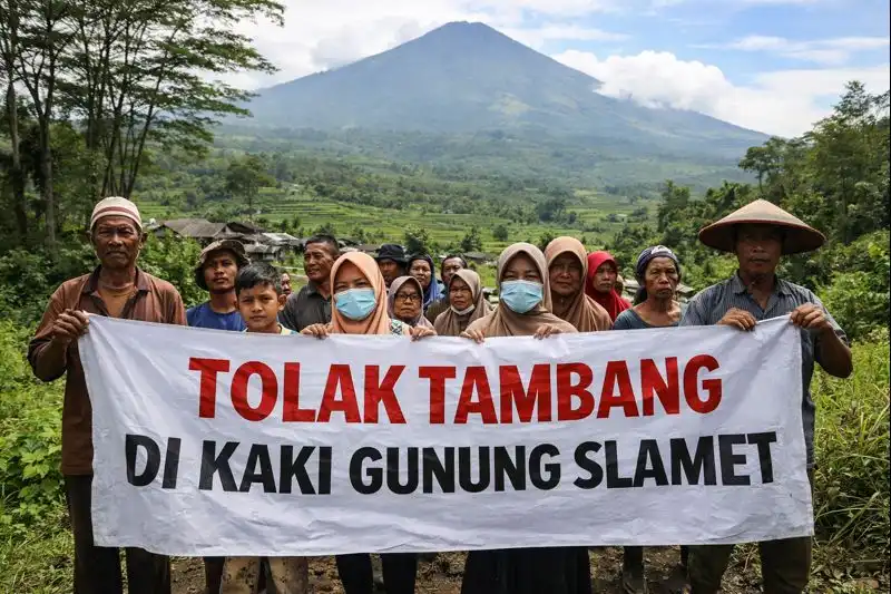You are currently viewing Warga Sumbang Banyumas Jateng Tolak Aktivitas Tambang di Kaki Gunung Slamet
